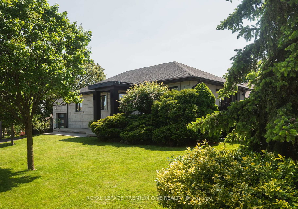 19-garside-crescent-e-north-york-ontario-w12193347