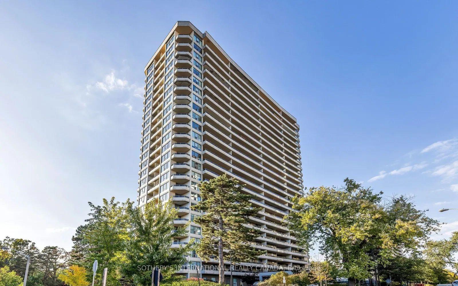 50-quebec-avenue-toronto-ontario-w12193397