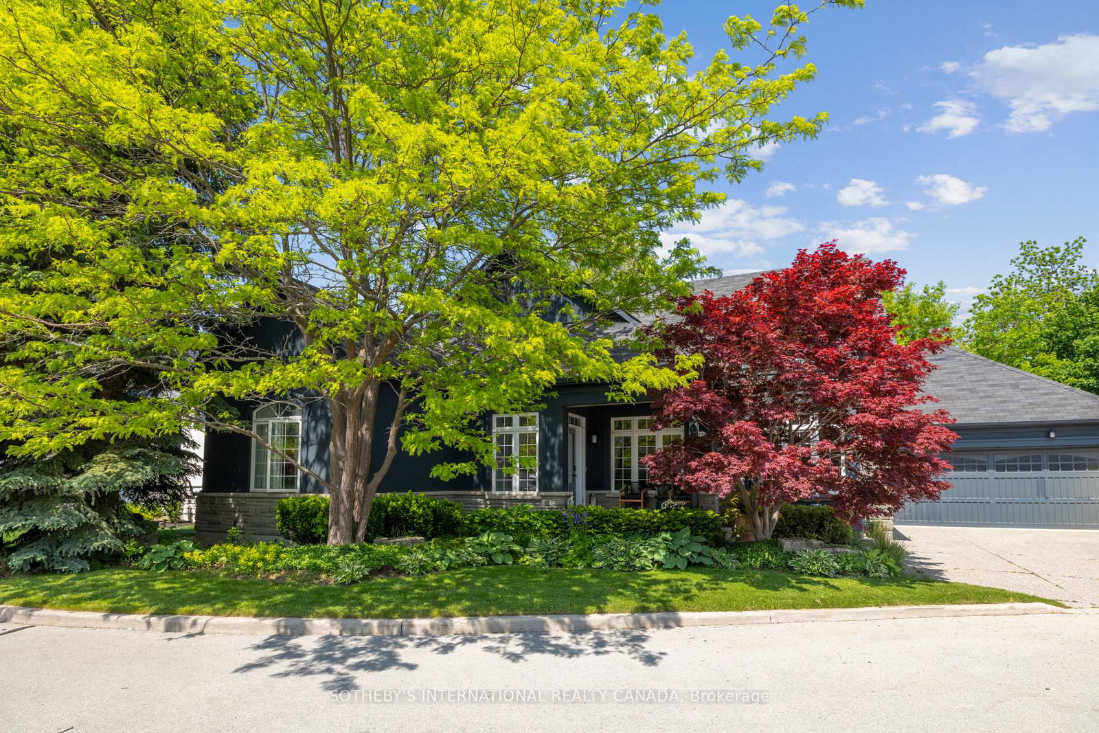 221-carlini-court-oakville-ontario-w12193418