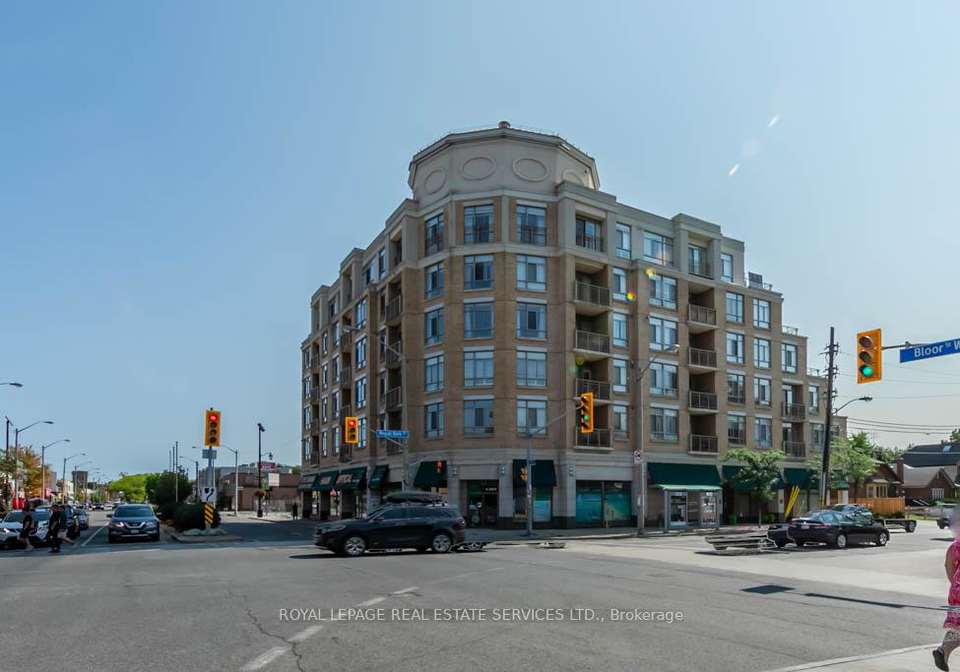 935-royal-york-road-etobicoke-ontario-w12193653