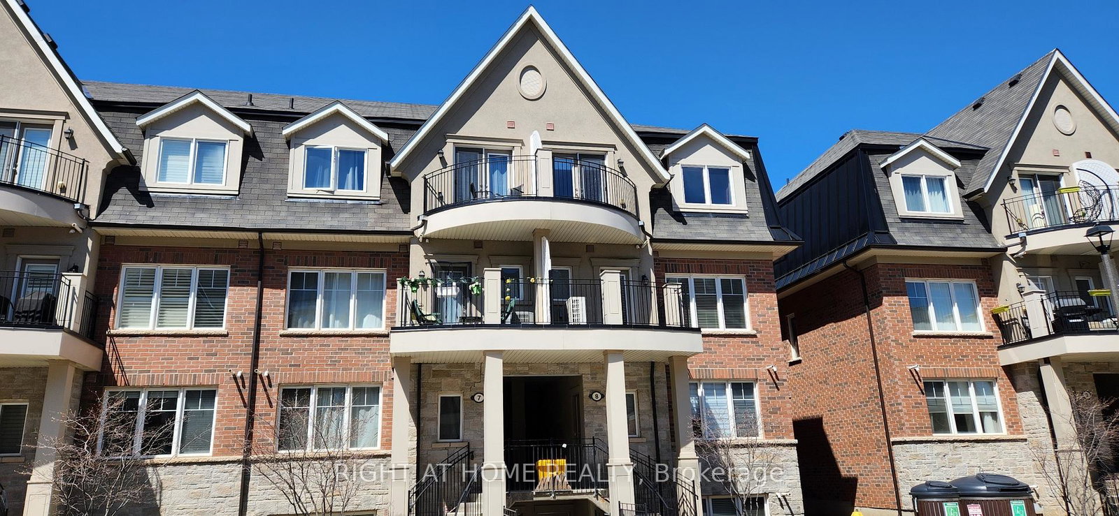 2420-baronwood-drive-oakville-ontario-w12193660