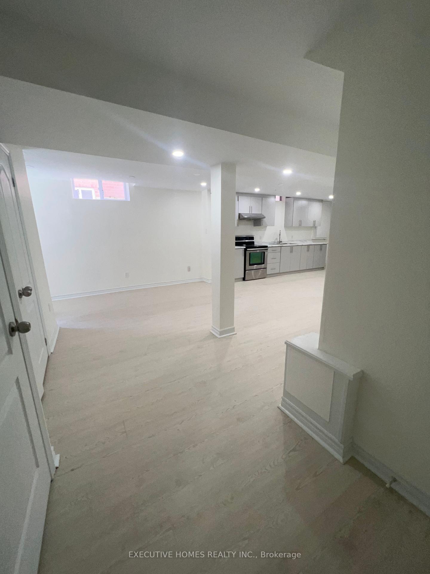 3074-dalehurst-drive-mississauga-ontario-w12194036
