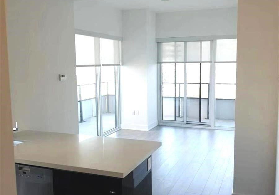 20-shore-breeze-drive-etobicoke-ontario-w12194042
