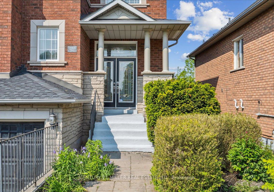 2203-pheasant-lane-oakville-ontario-w12194408
