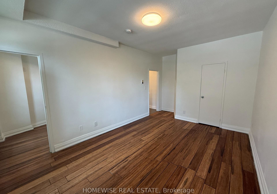 1-triller-avenue-toronto-ontario-w12194433