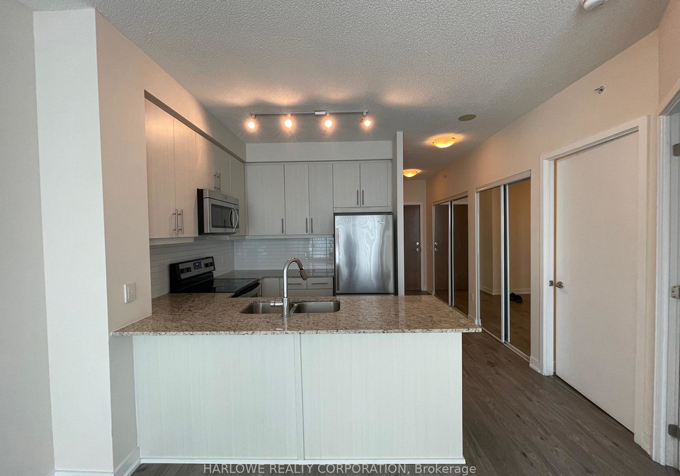 3975-grand-park-drive-mississauga-ontario-w12195206