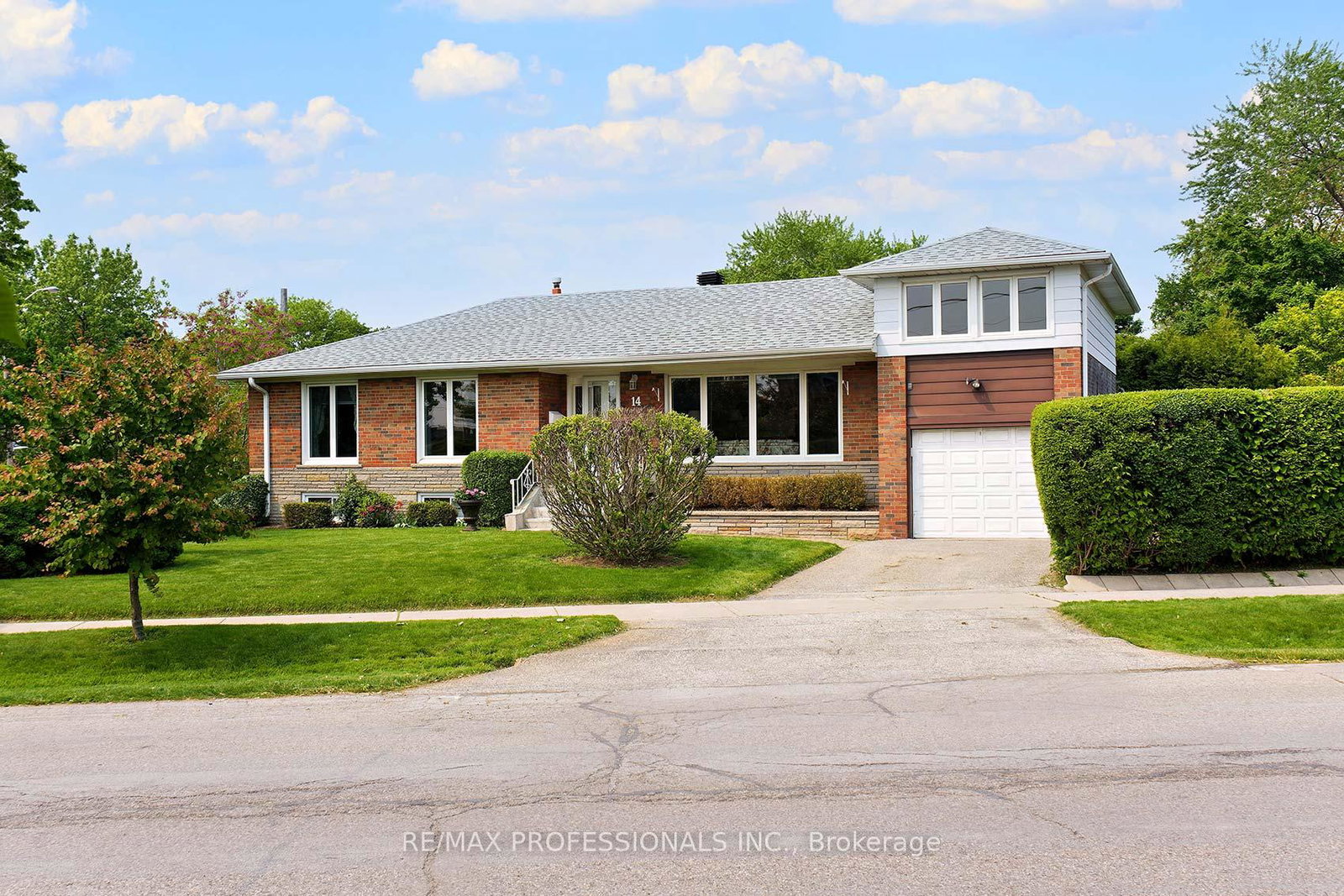 14-baskerville-crescent-etobicoke-ontario-w12195351