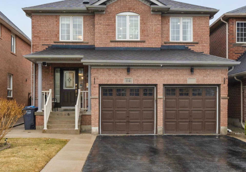 114-hollingsworth-circle-brampton-ontario-w12195367