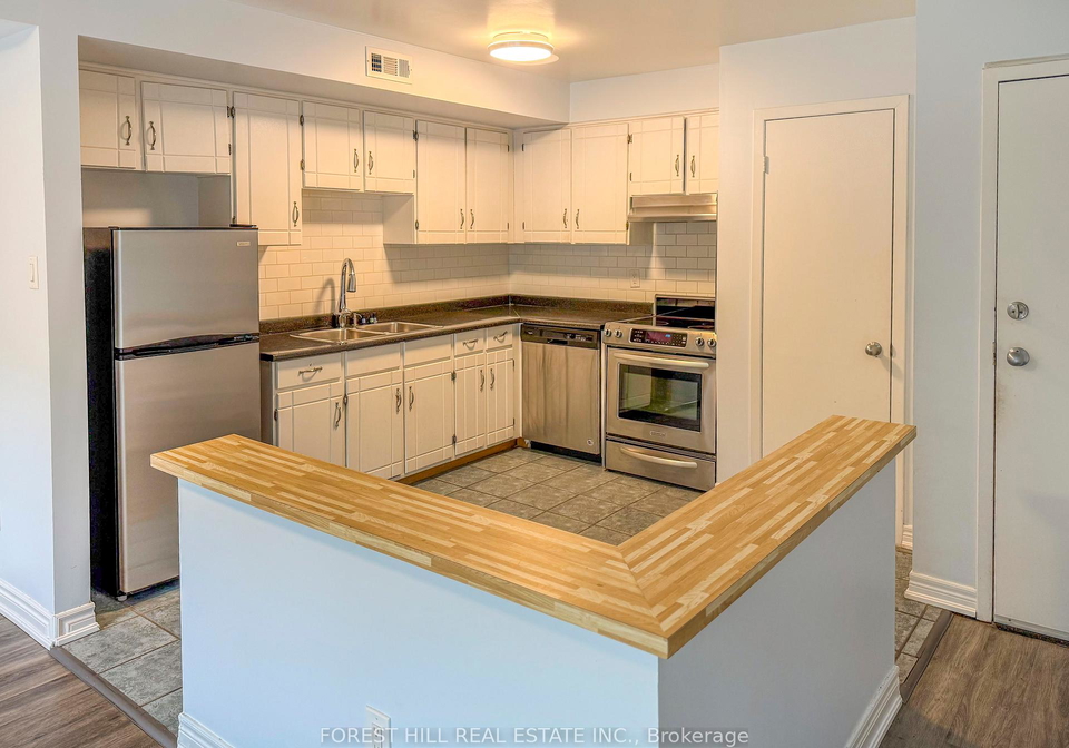 4132-dundas-street-w-etobicoke-ontario-w12195878