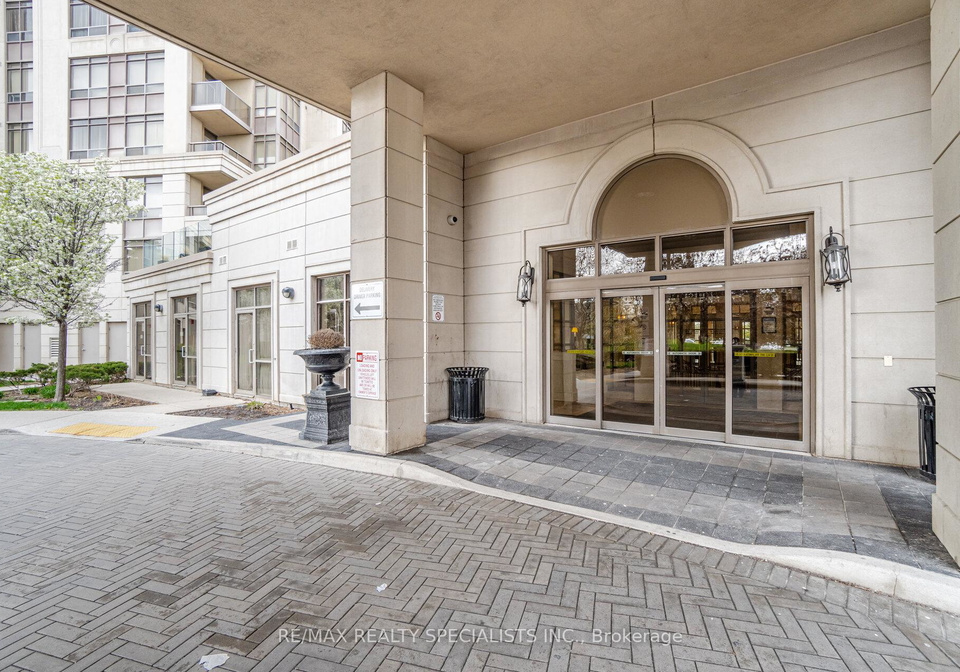 700-humberwood-boulevard-etobicoke-ontario-w12195913