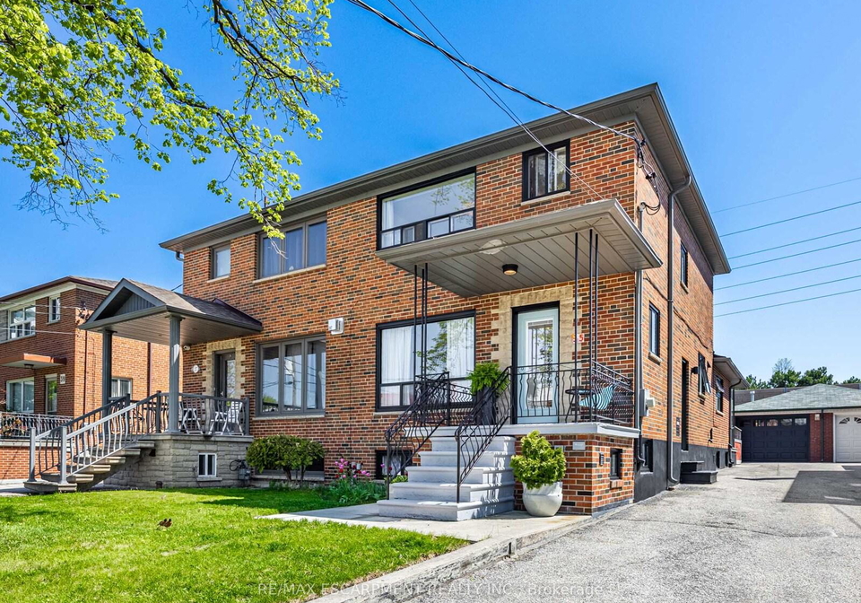 35-woodenhill-court-toronto-ontario-w12196314