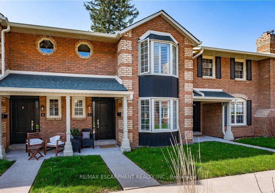 955-king-road-burlington-ontario-w12196342