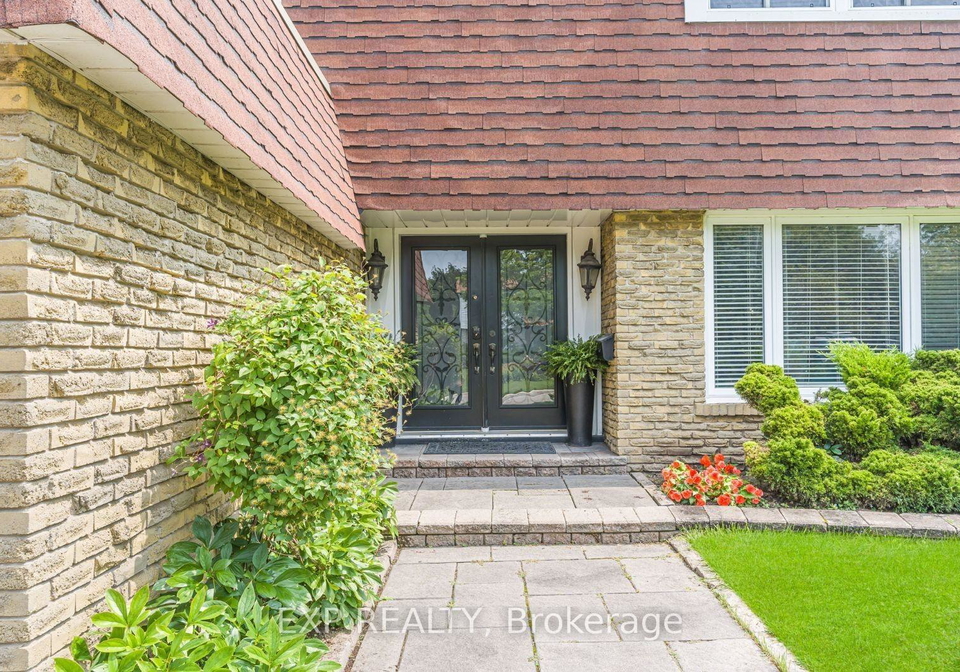 37-kenninghall-boulevard-mississauga-ontario-w12196366