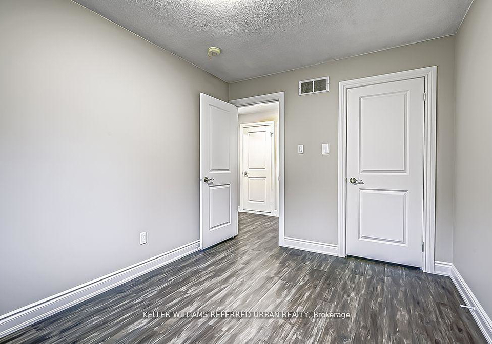 42-forest-point-drive-north-york-ontario-w12196389