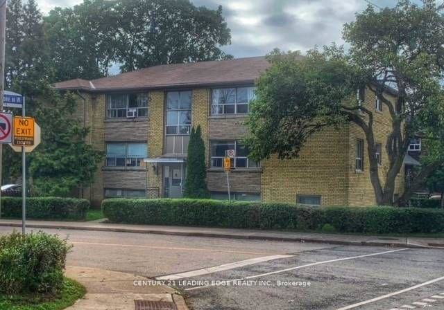 2719-lake-shore-boulevard-w-etobicoke-ontario-w12196507