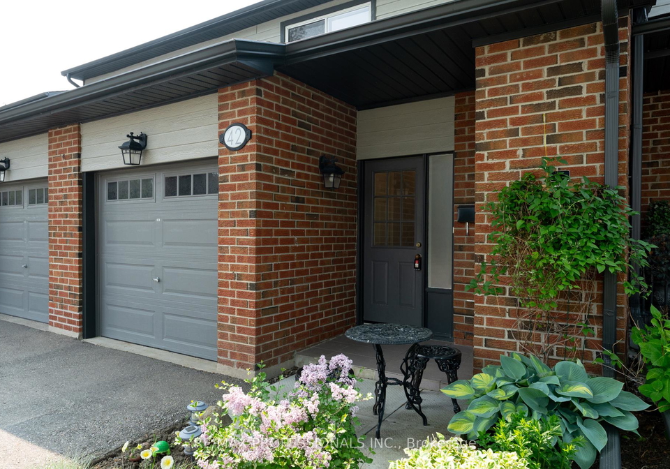 525-meadows-boulevard-mississauga-ontario-w12196781