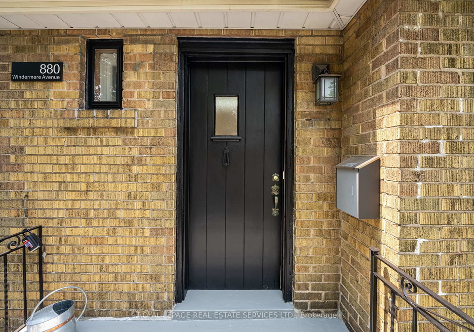 880-windermere-avenue-toronto-ontario-w12196817