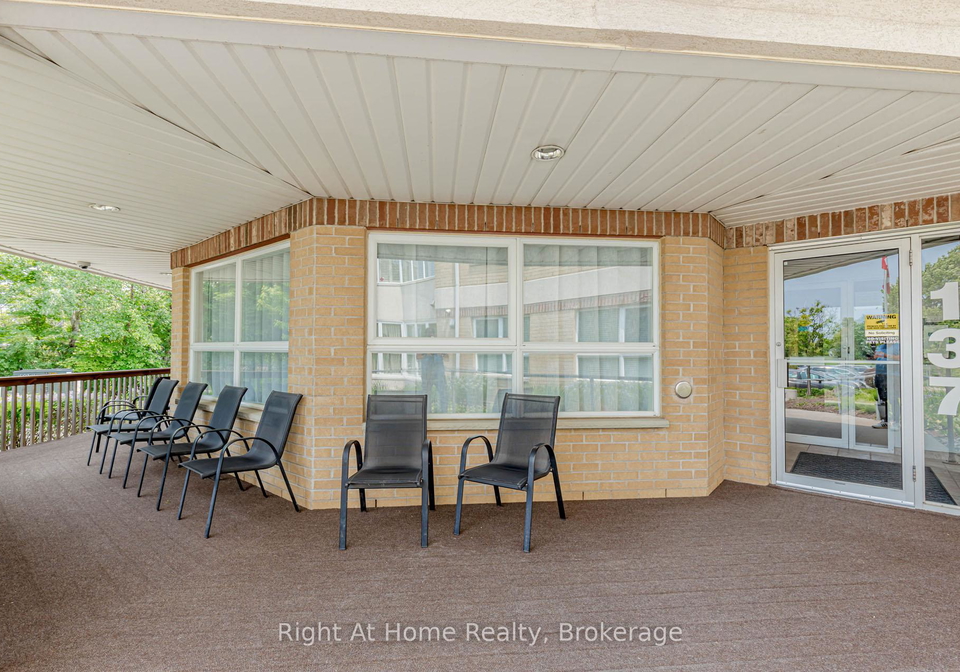 137-martin-street-milton-ontario-w12196956