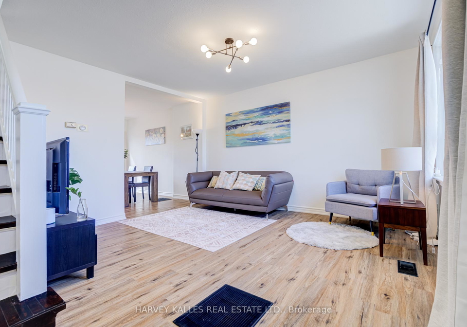 562-royal-york-road-etobicoke-ontario-w12196991