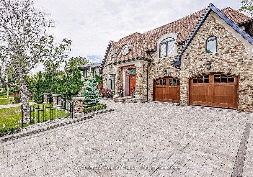 1256-mineola-gardens-mississauga-ontario-w12197024