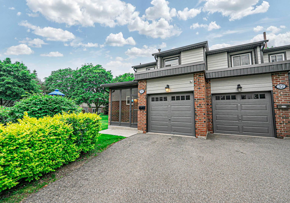 525-meadows-boulevard-mississauga-ontario-w12197559