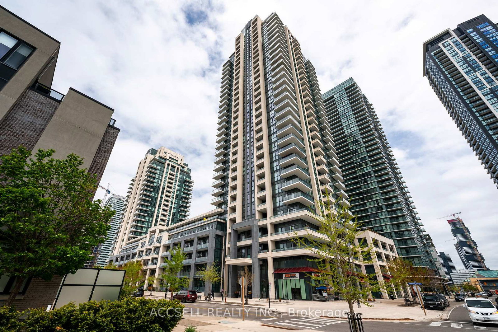 4055-parkside-village-drive-mississauga-ontario-w12197630