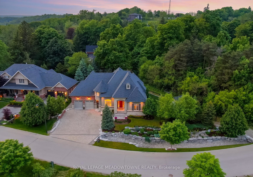 32-ainley-trail-halton-hills-ontario-w12198100