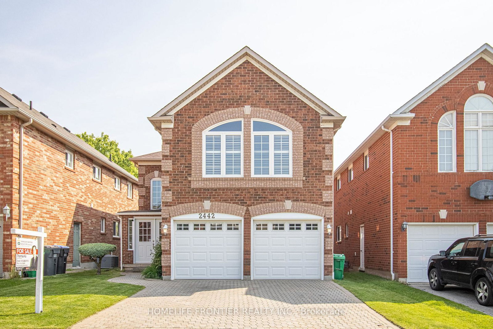 2442-yorktown-circle-mississauga-ontario-w12198216