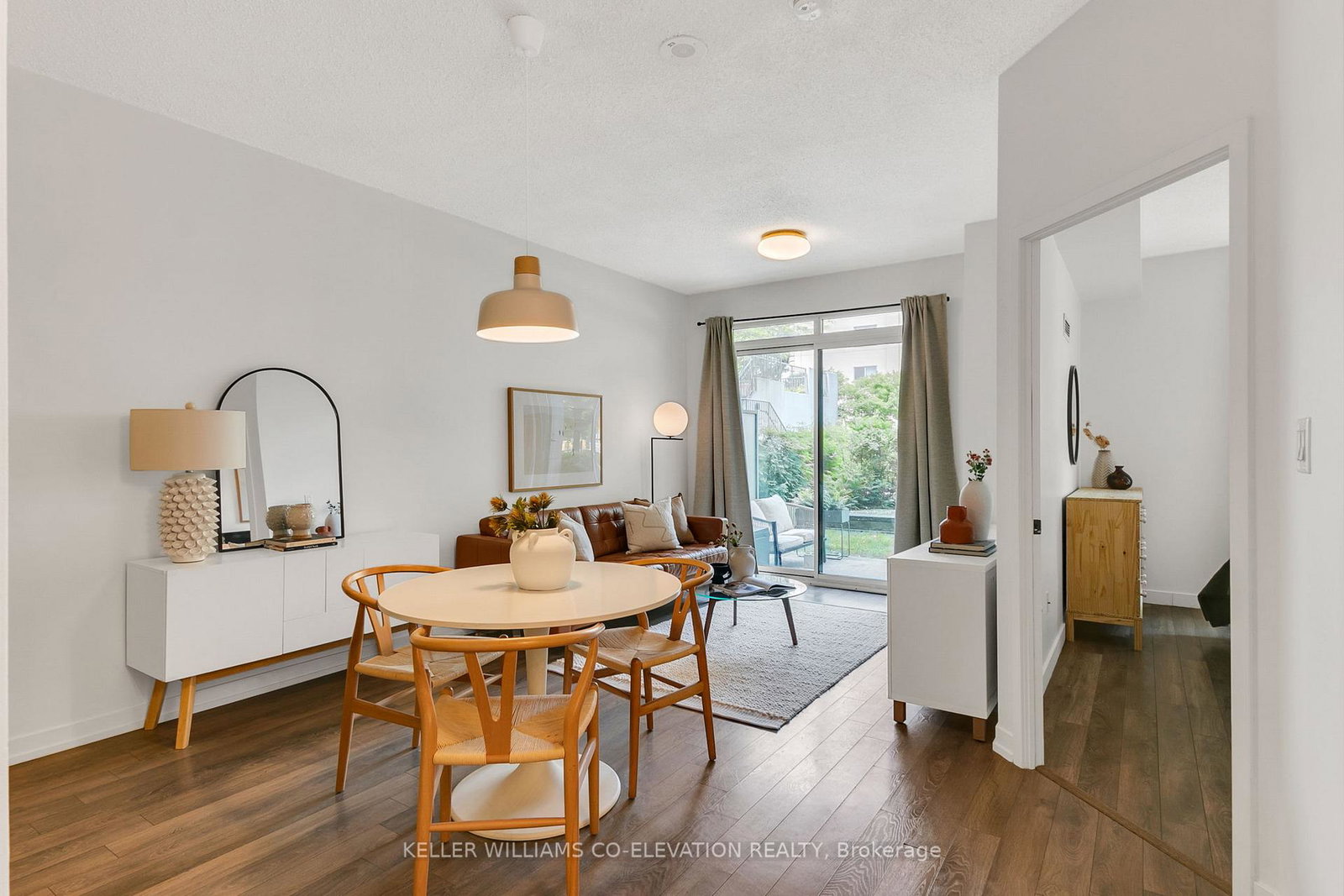 816-lansdowne-avenue-toronto-ontario-w12198321