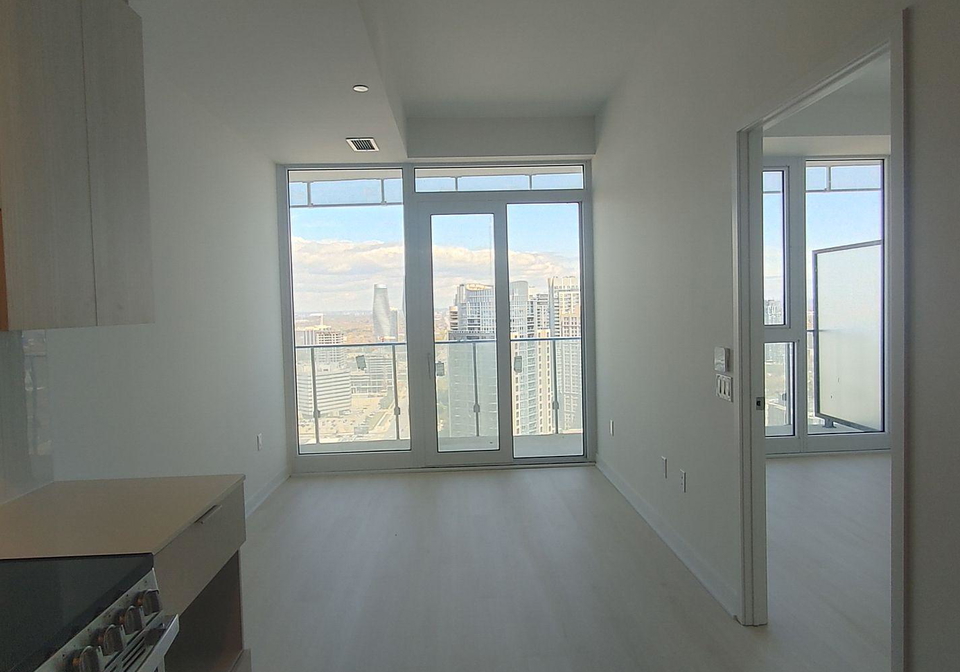 3900-confederation-parkway-mississauga-ontario-w12199098