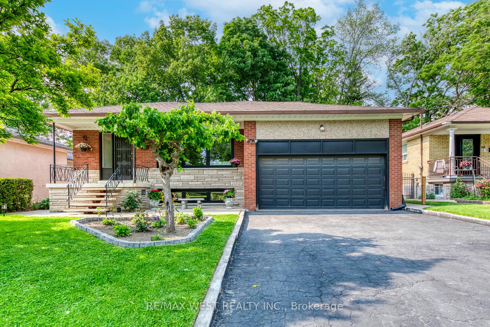 12-redbank-road-north-york-ontario-w12199099