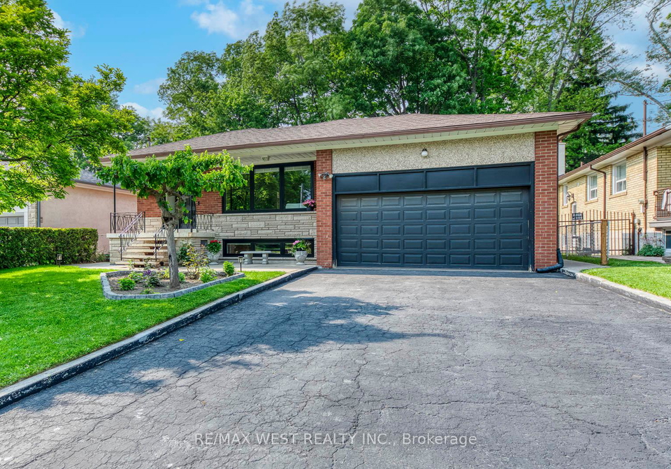 12-redbank-road-north-york-ontario-w12199099
