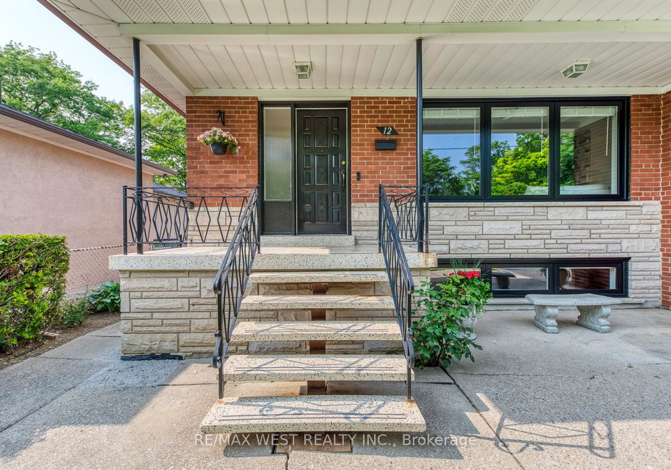 12-redbank-road-north-york-ontario-w12199099