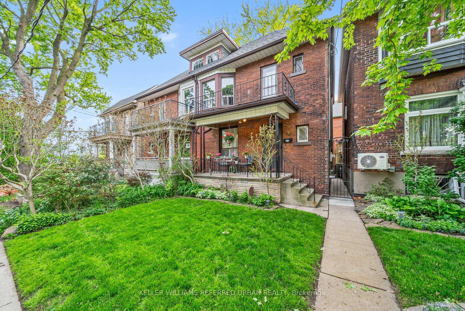 10-cowan-avenue-toronto-ontario-w12199221