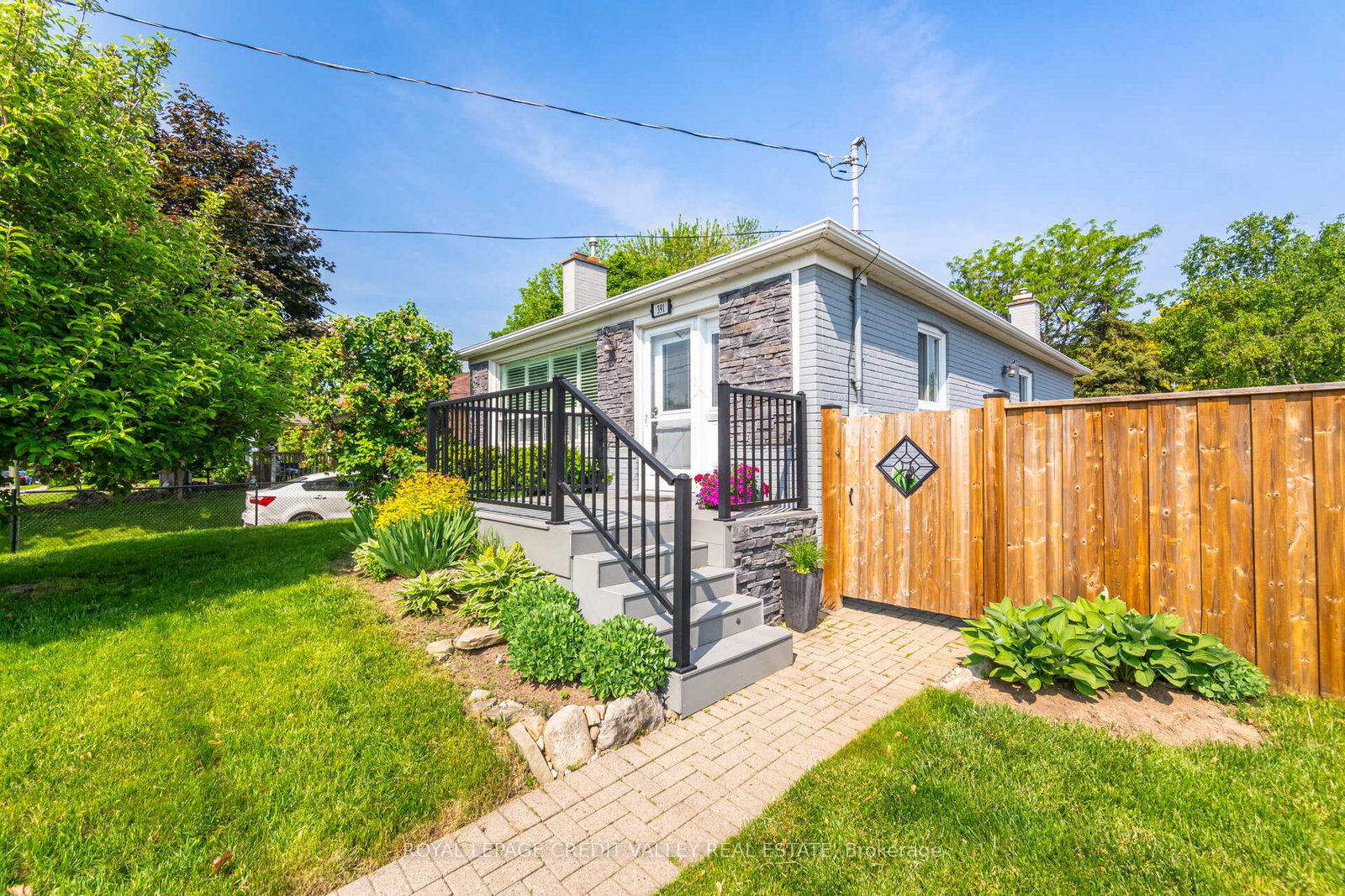 391-mountainview-drive-milton-ontario-w12199247