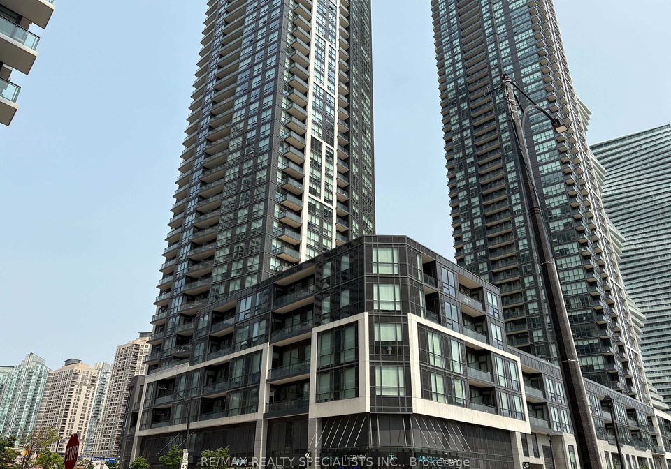 510-curran-place-mississauga-ontario-w12199395