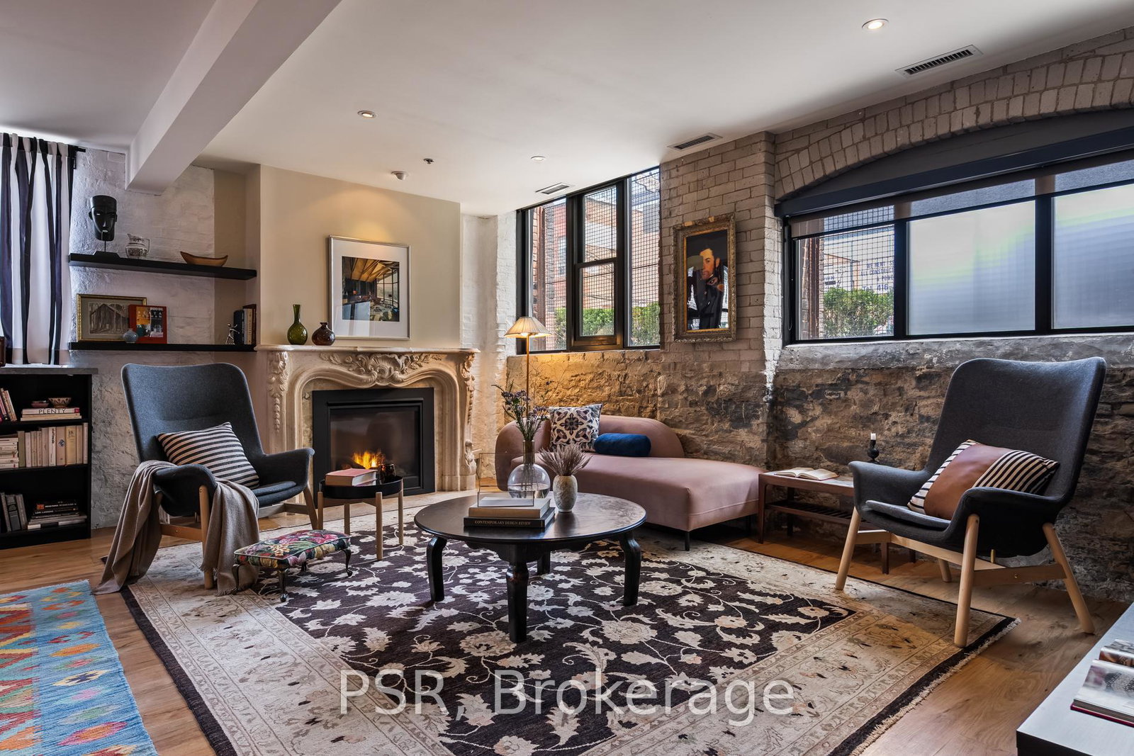 1-columbus-avenue-toronto-ontario-w12199634