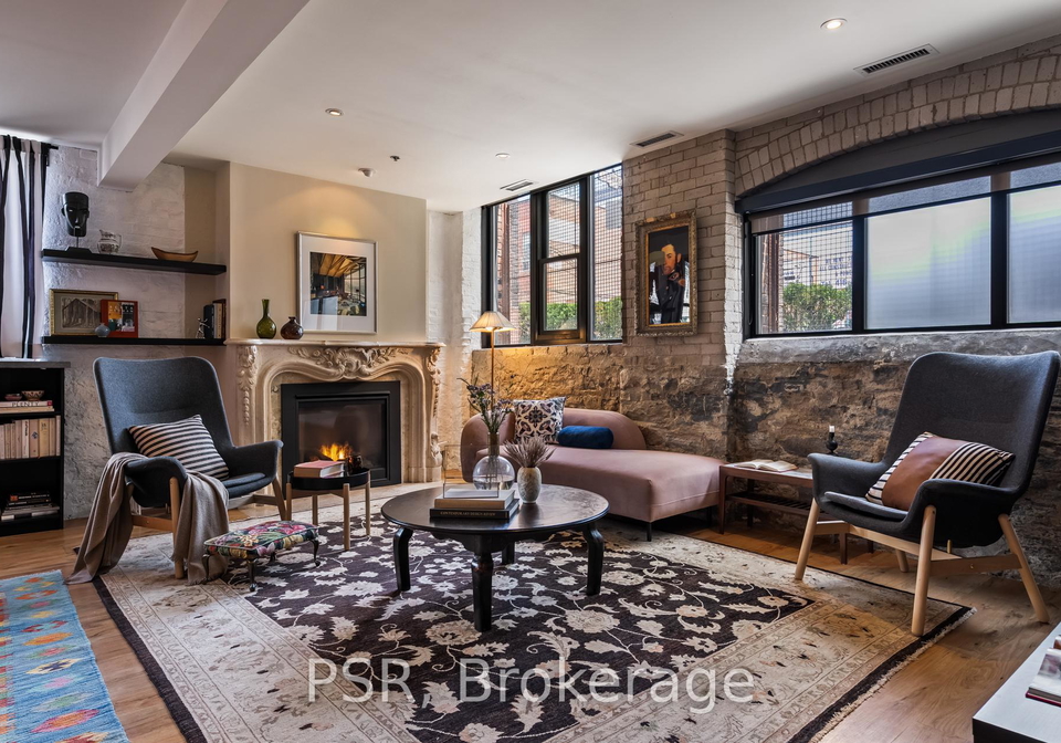 1-columbus-avenue-toronto-ontario-w12199634