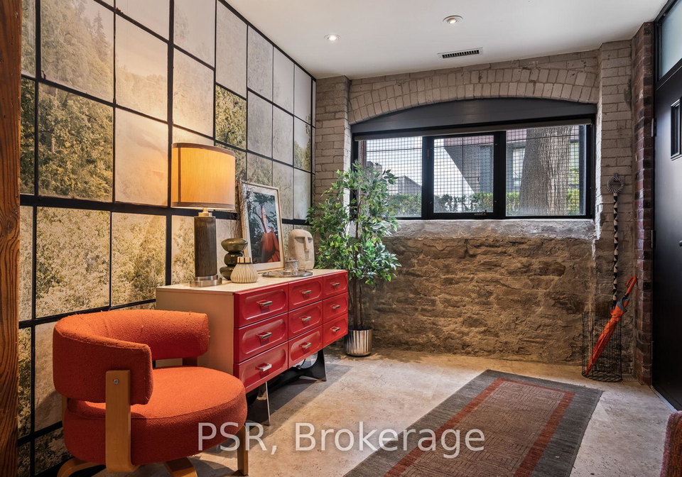 1-columbus-avenue-toronto-ontario-w12199634