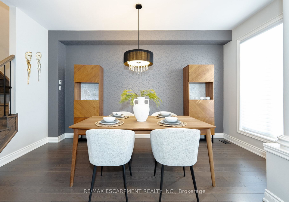 549-terrace-way-oakville-ontario-w12199743