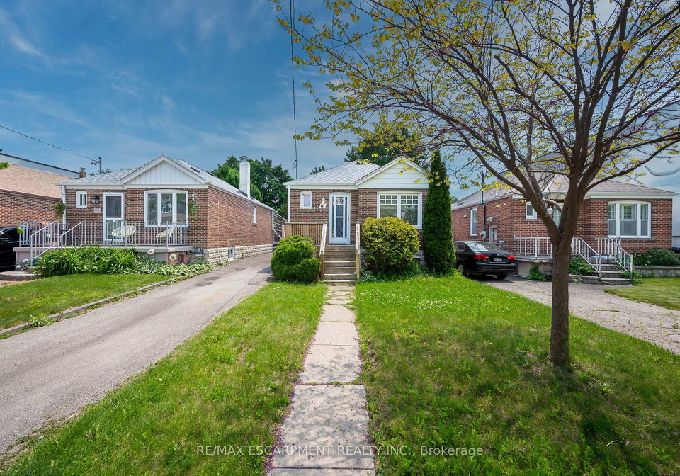 61-struthers-street-etobicoke-ontario-w12200900