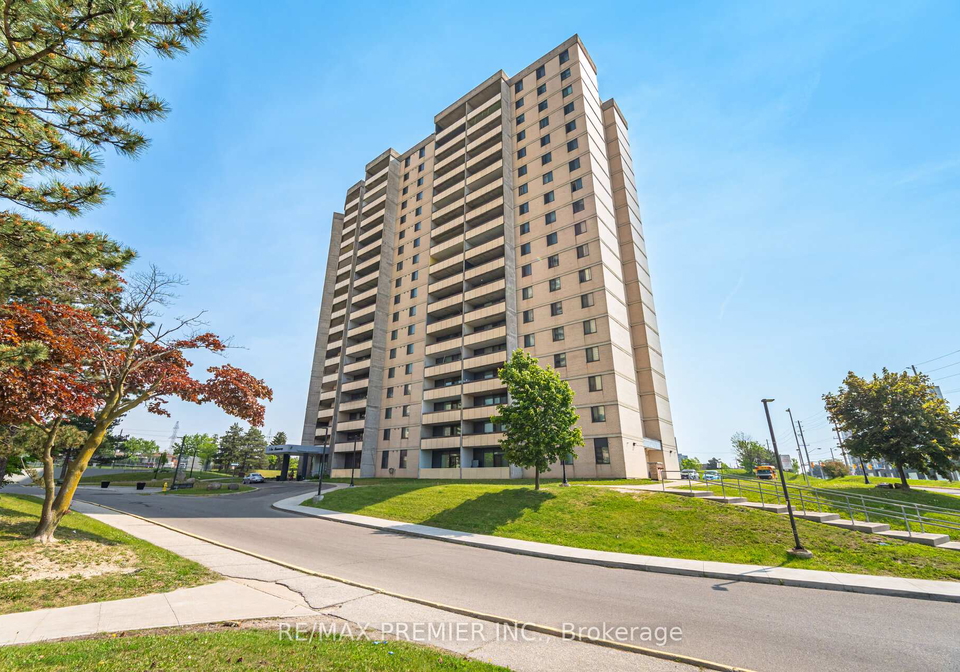 5-san-romanoway-york-ontario-w12200966