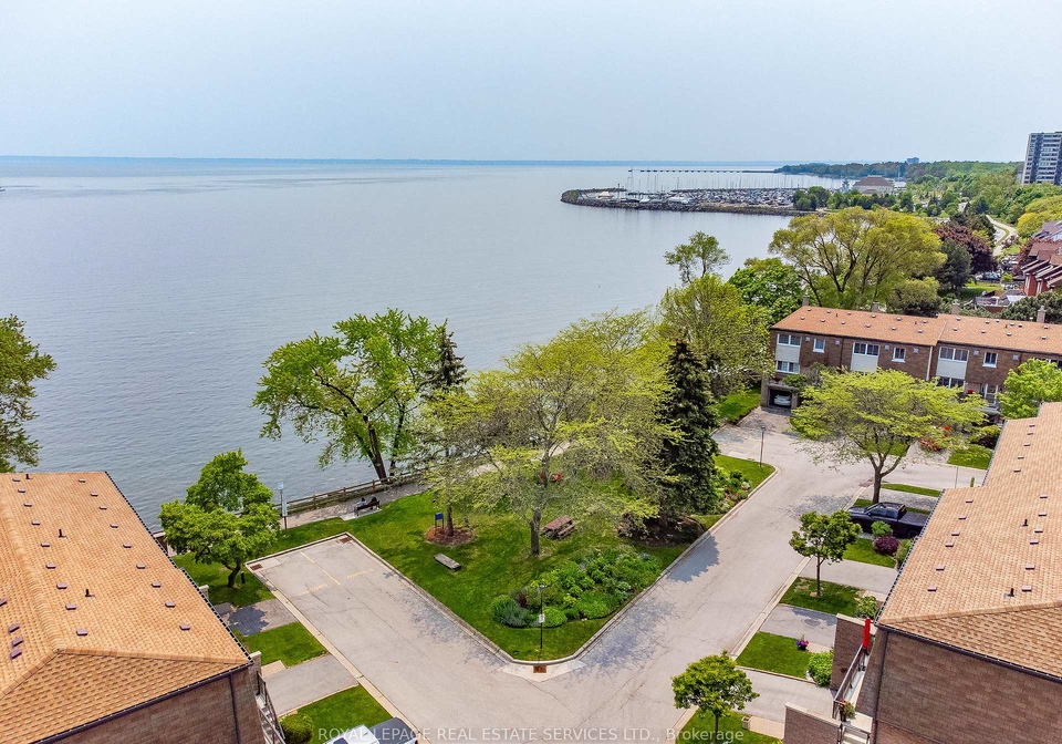 2098-marine-drive-oakville-ontario-w12201226
