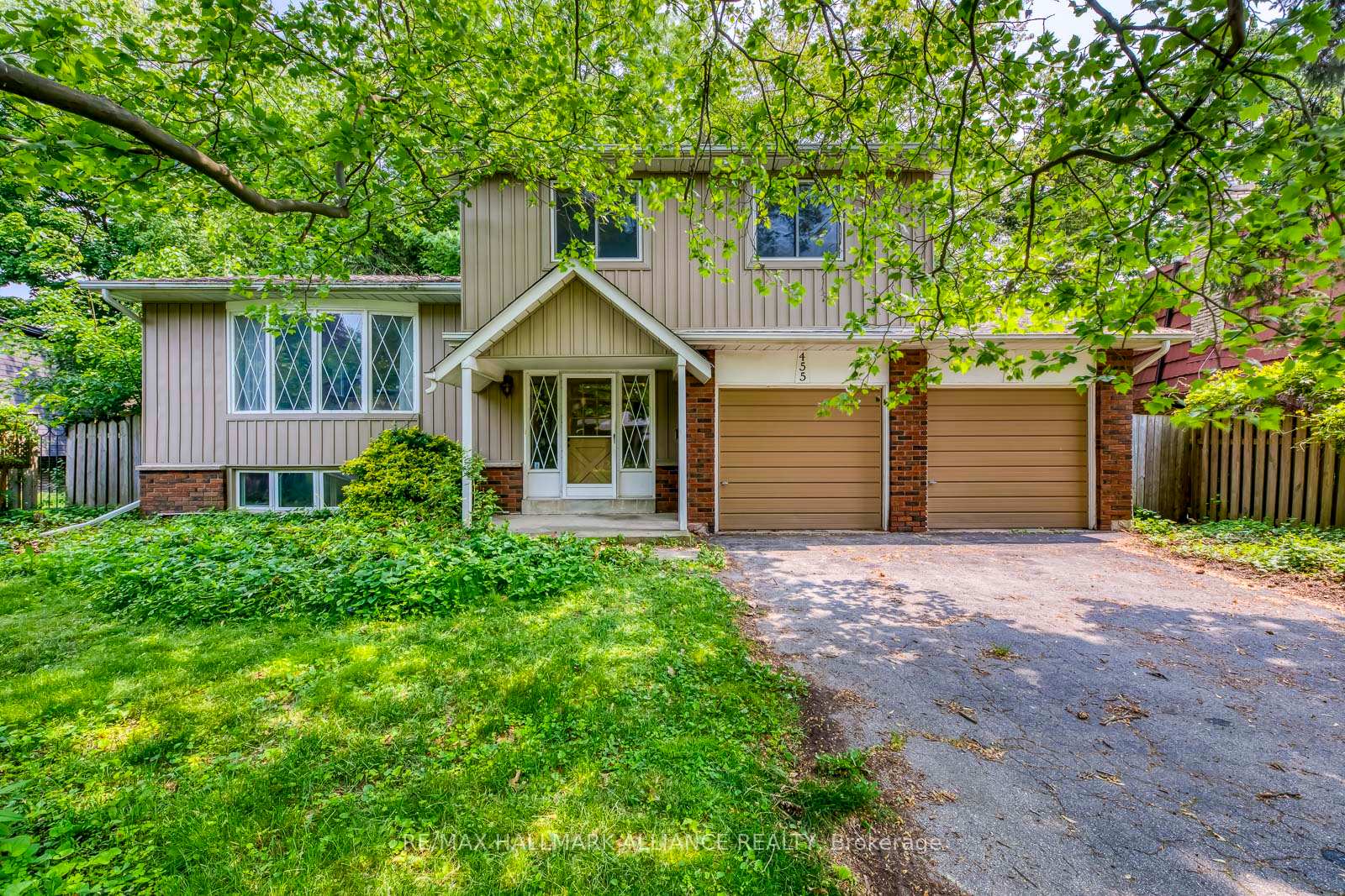 455-canterbury-crescent-oakville-ontario-w12201228