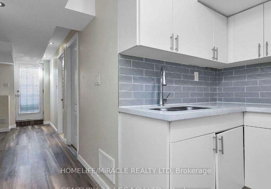 1686-samuelson-circle-mississauga-ontario-w12201760