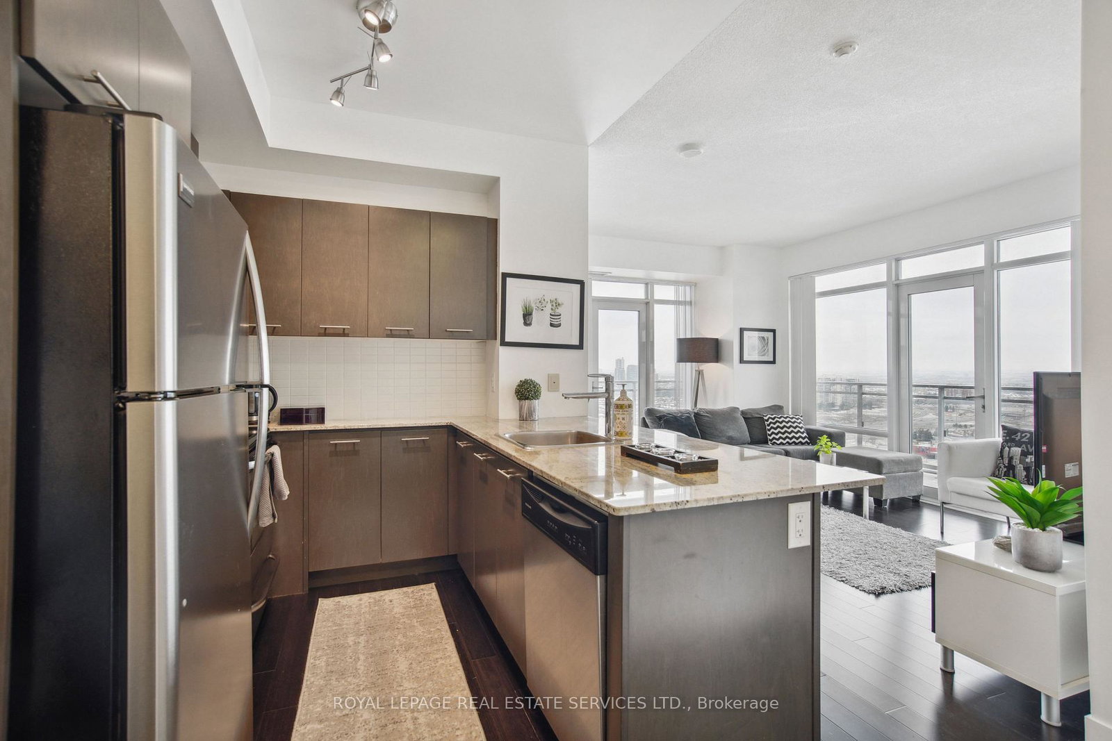 360-square-one-drive-mississauga-ontario-w12201830