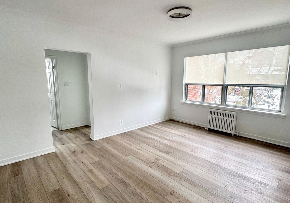 16-arrowsmith-avenue-north-york-ontario-w12201941