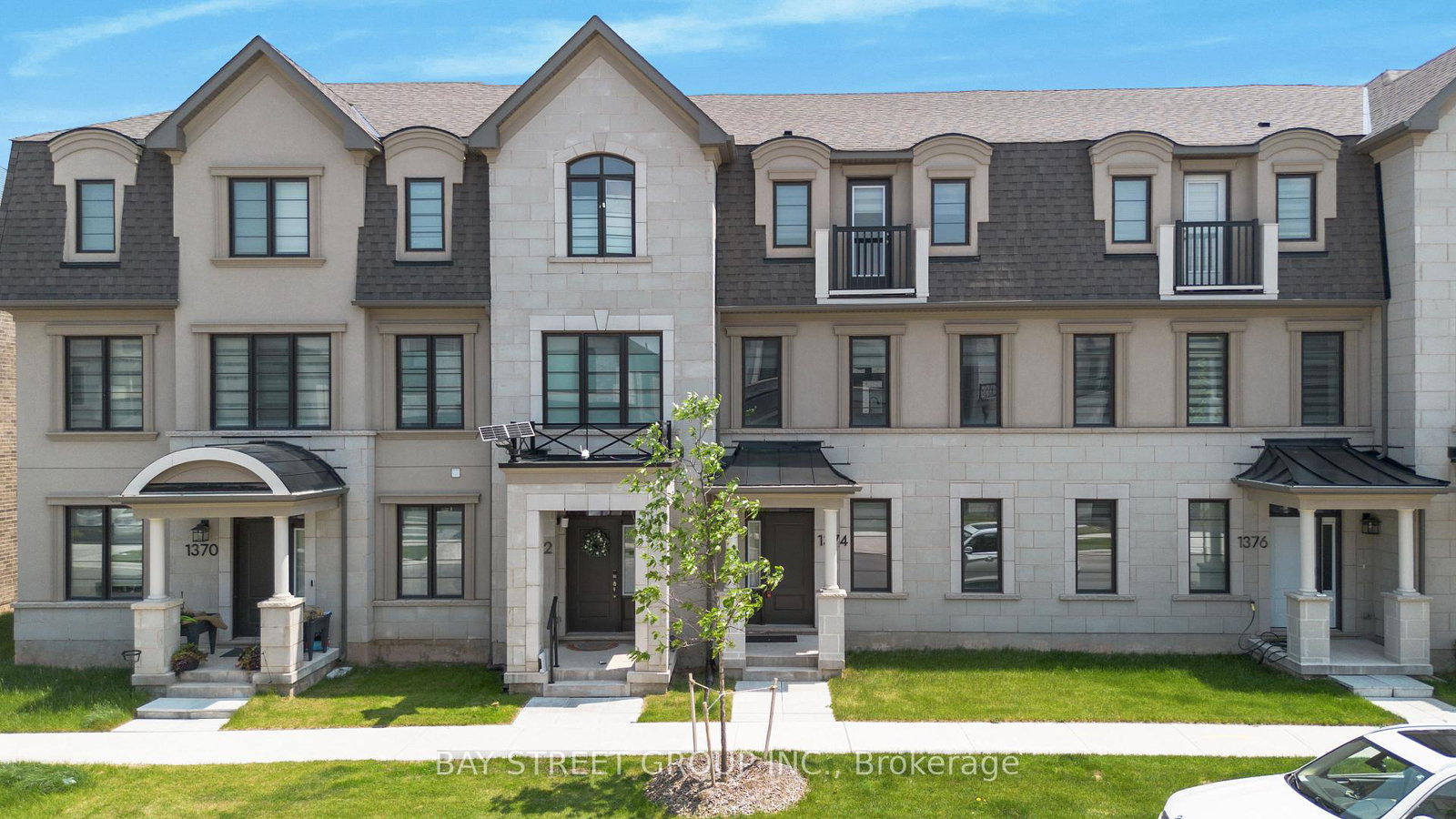 1374-ripplewood-avenue-oakville-ontario-w12201967