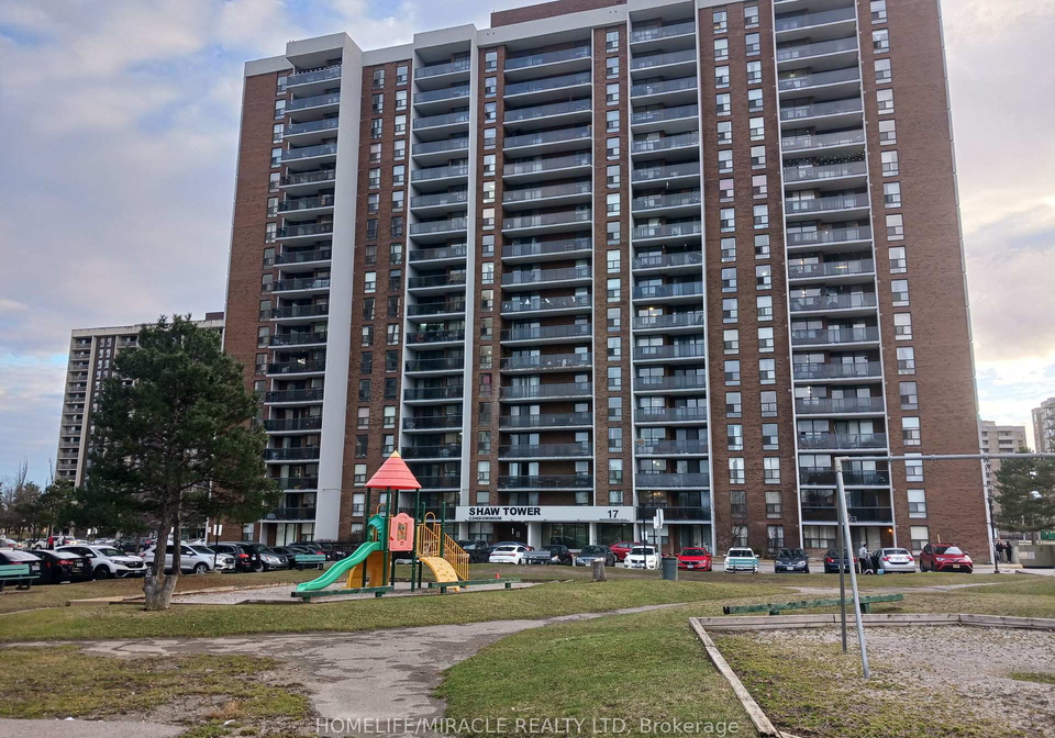 17-knightsbridge-road-brampton-ontario-w12202045