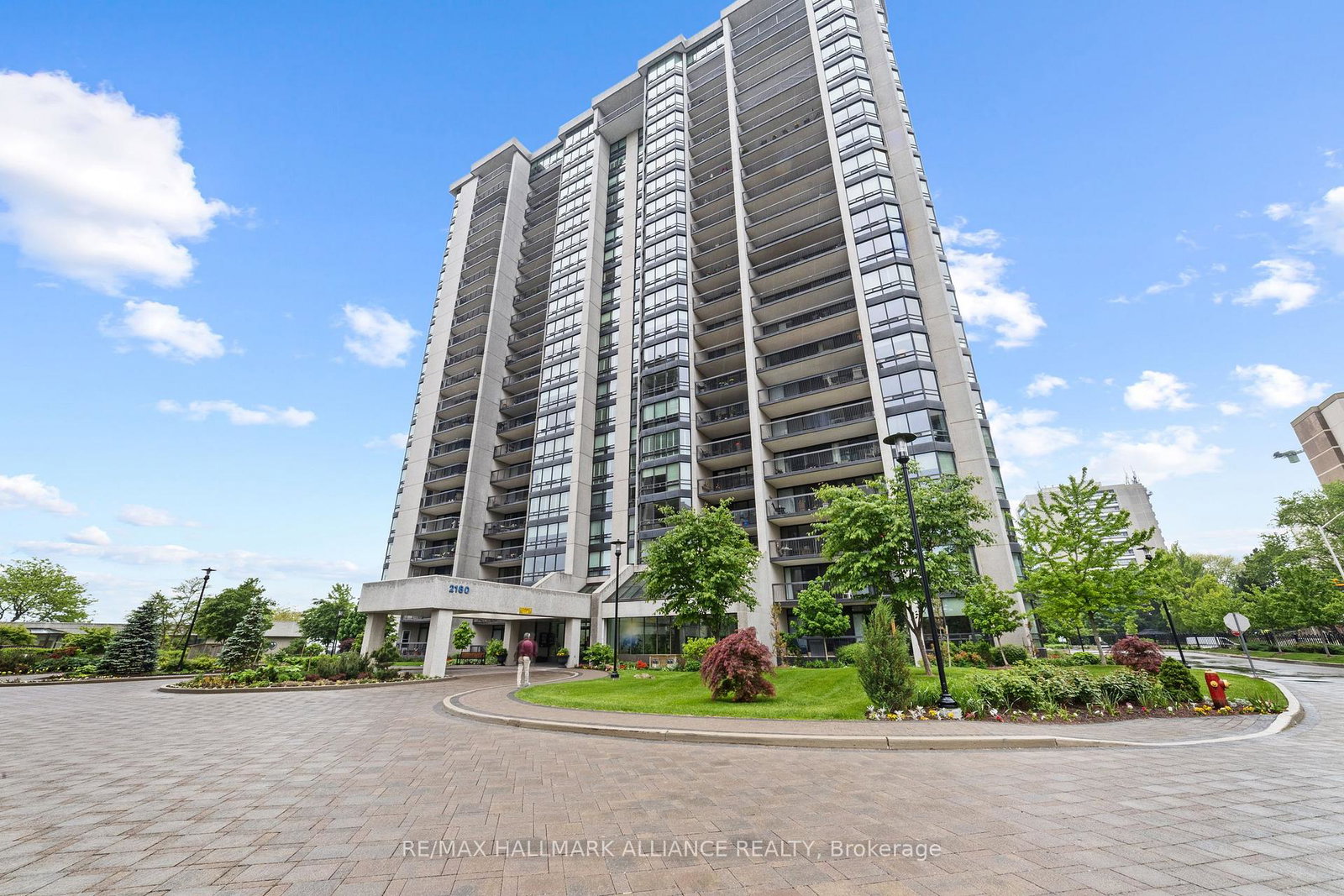 2180-marine-drive-oakville-ontario-w12202230